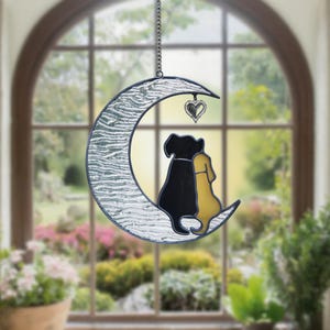 Stained Glass Moon Dogs Suncatcher – Romantic Couple Dog Hanging – Handmade Glass Window Decor for Dog Lovers, Gifts & Home Charm